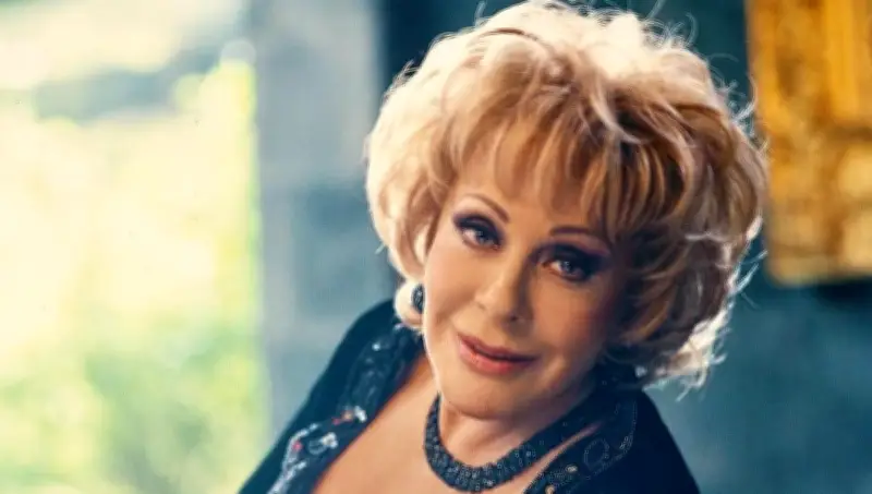 Sylvia Pasquel desmiente video de IA sobre eutanasia de Silvia Pinal