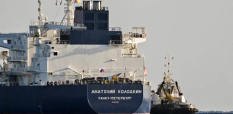 Tanquero ruso con 730 mil barriles de crudo llega a Cuba en medio de crisis energética
