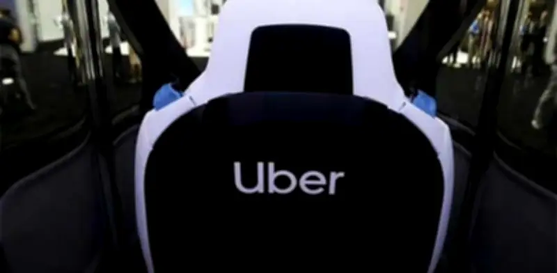 Taxistas de la CDMX denuncian ilegalidad en acuerdo entre Uber y MX Taxi