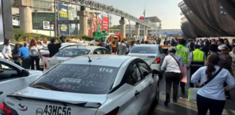 Taxistas del AICM protestan por competencia desleal y logran acuerdo con autoridades