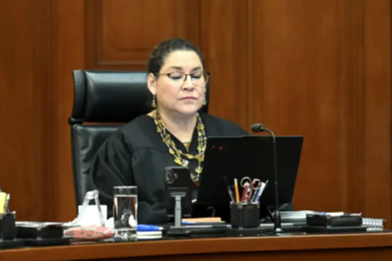 TEPJF revoca sanción del INE a Lenia Batres por publicidad en redes durante campaña judicial