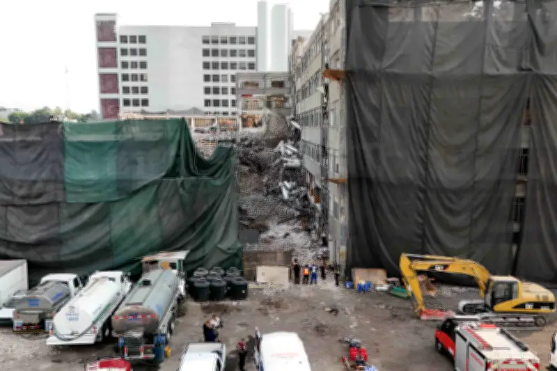 Tercer fallecido confirmado en colapso de edificio en San Antonio Abad, CDMX