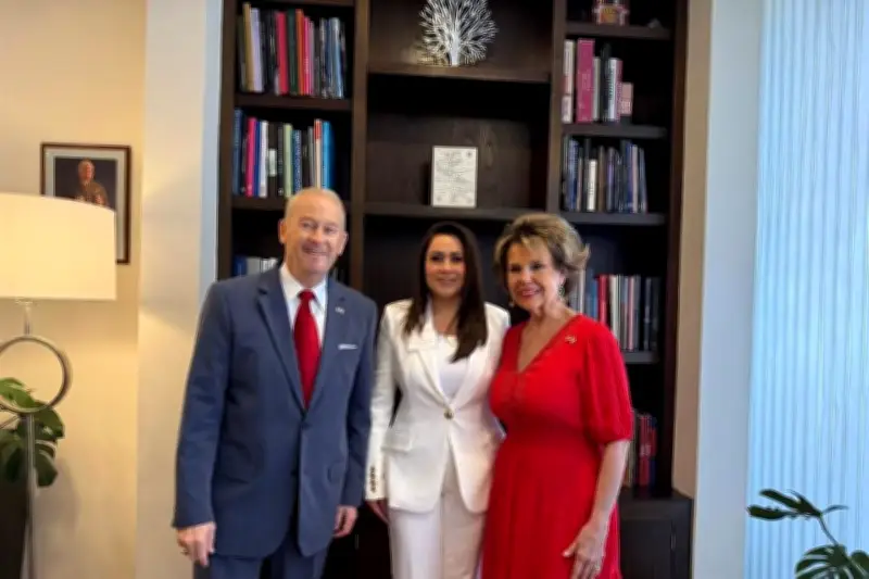 Tere Jiménez se reúne con embajador de EE.UU. en México para fortalecer lazos