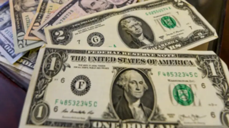 Tipo de Cambio Hoy 5 de Marzo: Dólar Se Cotiza en 17.54 Pesos Mexicanos