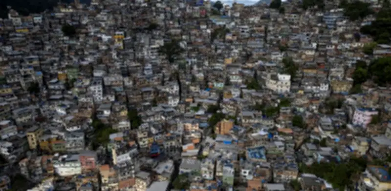 Tours con drones en favelas de Río generan críticas por romantizar la pobreza