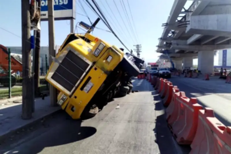 Trailer se Volcó en Miguel Alemán: Un Accidente que Conmociona la Región