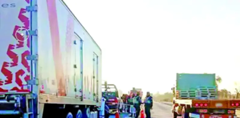 Transportistas de Veracruz denuncian 'indefensión total' ante asaltos y robos en carreteras