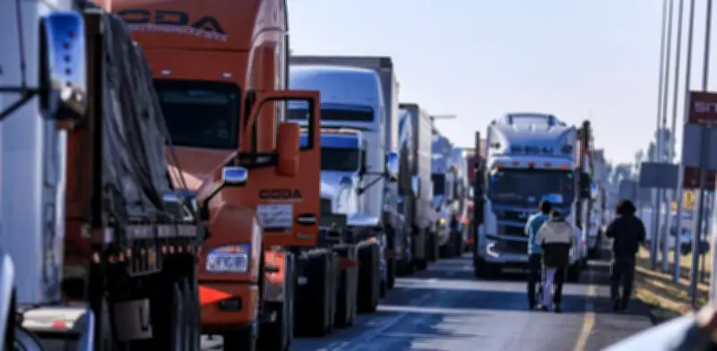Transportistas y campesinos anuncian paro nacional para el 6 de abril tras Semana Santa
