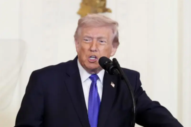 Trump a Irán: 'Es demasiado tarde para hablar', rechaza diálogo tras tensiones