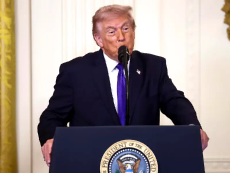 Trump advierte que operación contra Irán podría extenderse más de cinco semanas