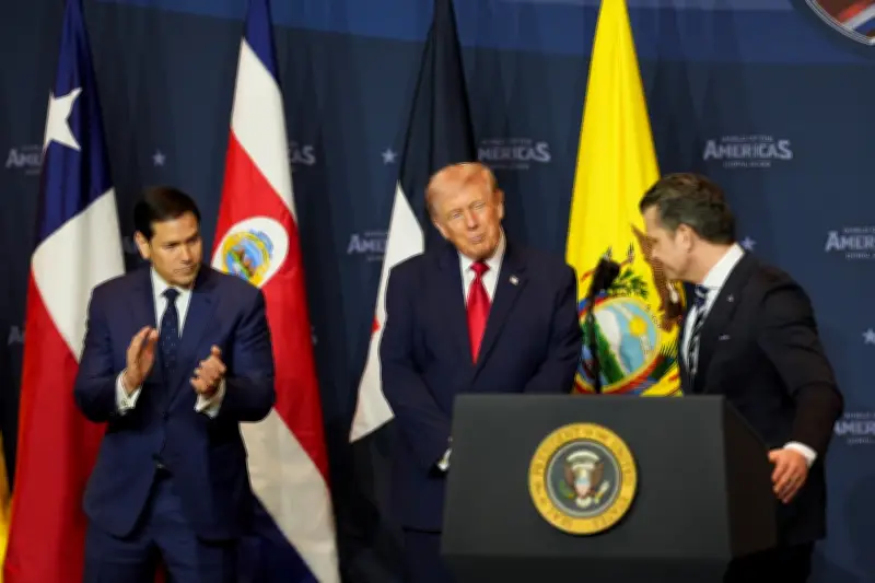 Trump afirma que México es el epicentro de la violencia de los cárteles en cumbre