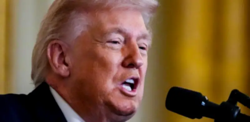 Trump exige rendición incondicional de Irán para finalizar guerra en Medio Oriente