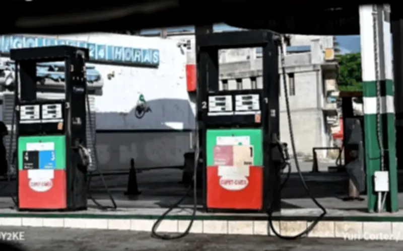 Trump minimiza llegada de petróleo ruso a Cuba: '¡Tienen que sobrevivir!'