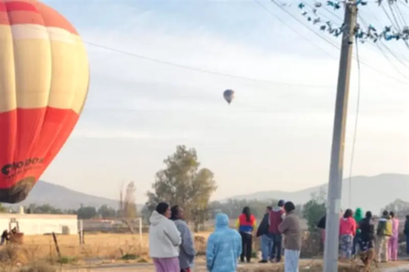 Turistas británicos heridos tras colapso de globo aerostático en México