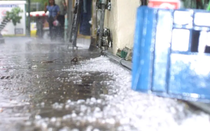UEPCBJ explica las causas de las inusuales granizadas en Jalisco y pronostica mejoría