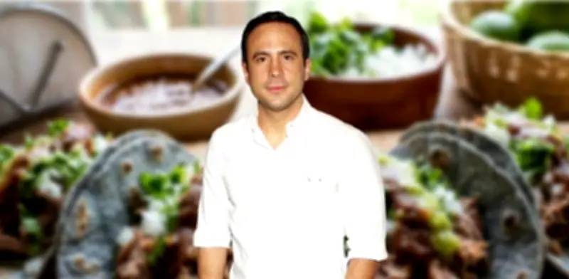 Ulises de la Torre: Del escenario a la plancha, reinventándose con tacos de barbacoa