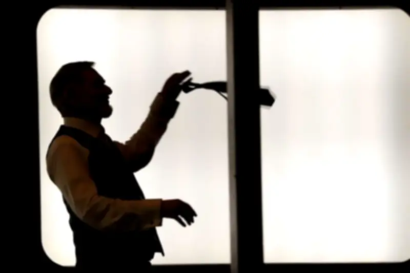 Una Obra de Teatro Explora las Profundidades del Amor y la Pérdida en la Ciudad de México