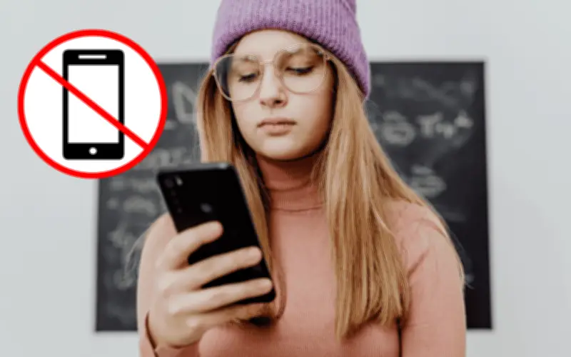 Unesco revela que el 58% de los países restringe teléfonos en escuelas para priorizar el aprendizaje