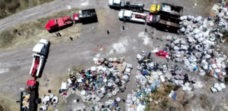 UPREZ bloquea aseguramiento de basurero clandestino y camiones en Ecatepec