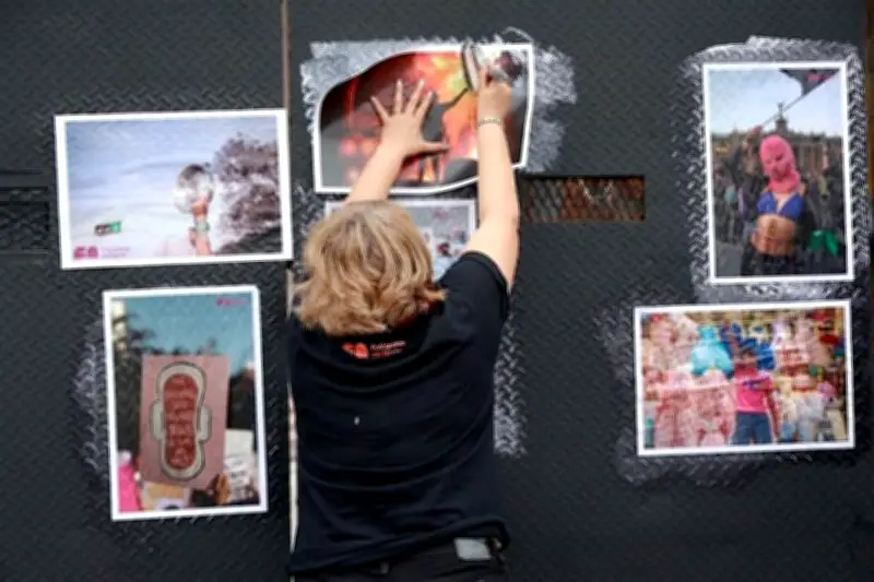 Vallas Publicitarias se Transforman en Galería de Arte Urbano en Monterrey