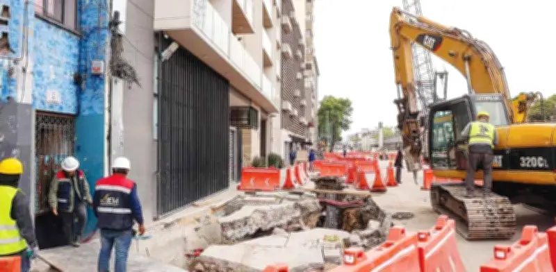 Vecinos de San Antonio Abad denuncian daños y riesgos por obras de Calzada Flotante para Mundial 2026