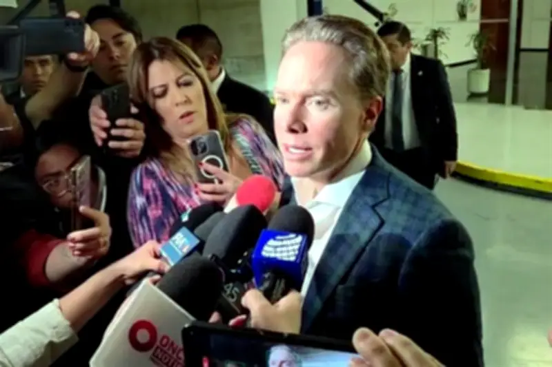 Velasco afirma 90% de coincidencias con Reforma Educativa de AMLO