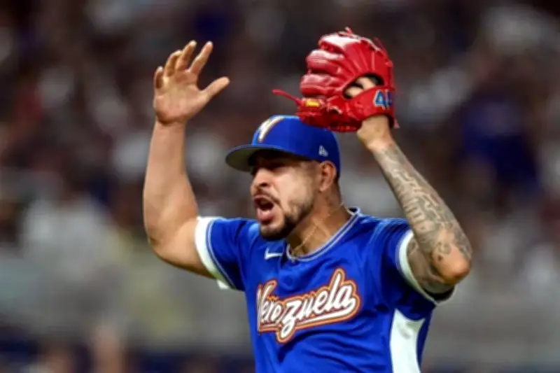 Venezuela pone fin al reinado de Japón en el Clásico Mundial de Béisbol