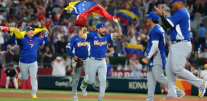 Venezuela remonta ante Italia y jugará su primera final del Clásico Mundial de Béisbol