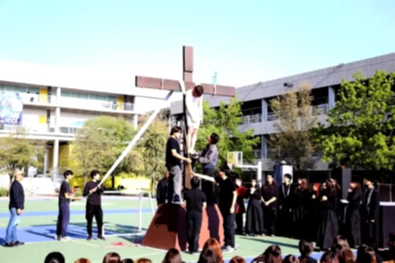 Viacrucis de la Prepa UDEM: Tradición y Reflexión en Semana Santa