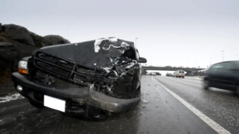 Video revela trágico choque en Vía Atlixcáyotl, Puebla, con dos jóvenes fallecidos