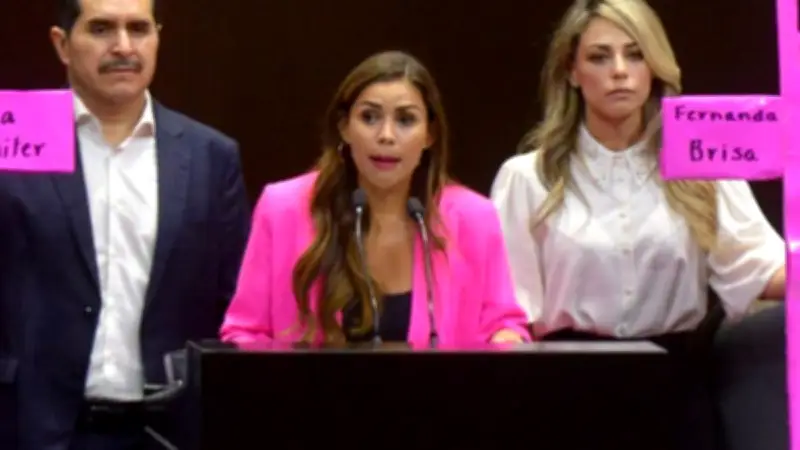 Vinculan a proceso a exsecretaria de Monterrey por extorsión y montaje contra senador