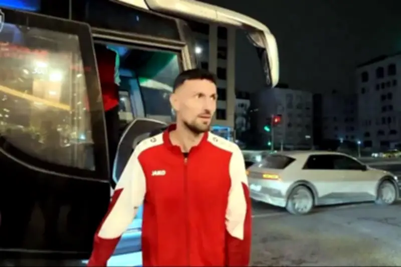 Vuelo desde Irak a Monterrey sufre retraso significativo en el Aeropuerto Internacional