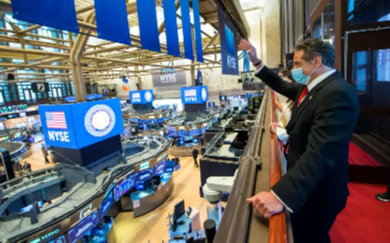 Wall Street retrocede tras repunte: tensiones geopolíticas impactan indicadores