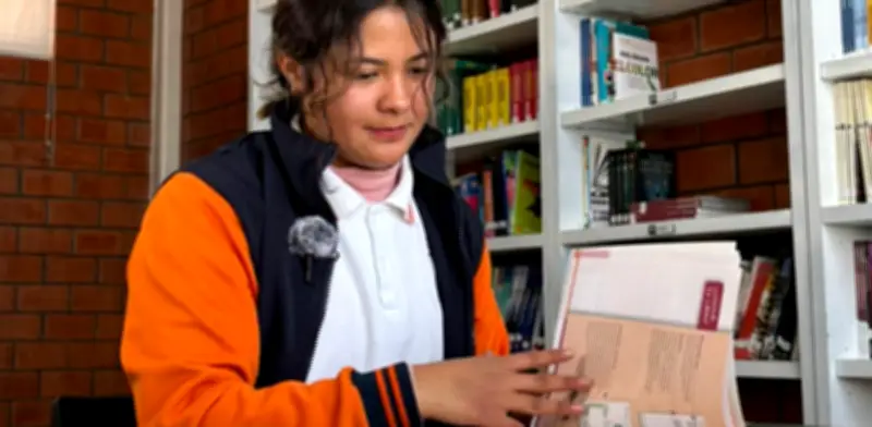 Yazmara Delgado conquista bronce en Olimpiada Internacional de Matemáticas en Singapur