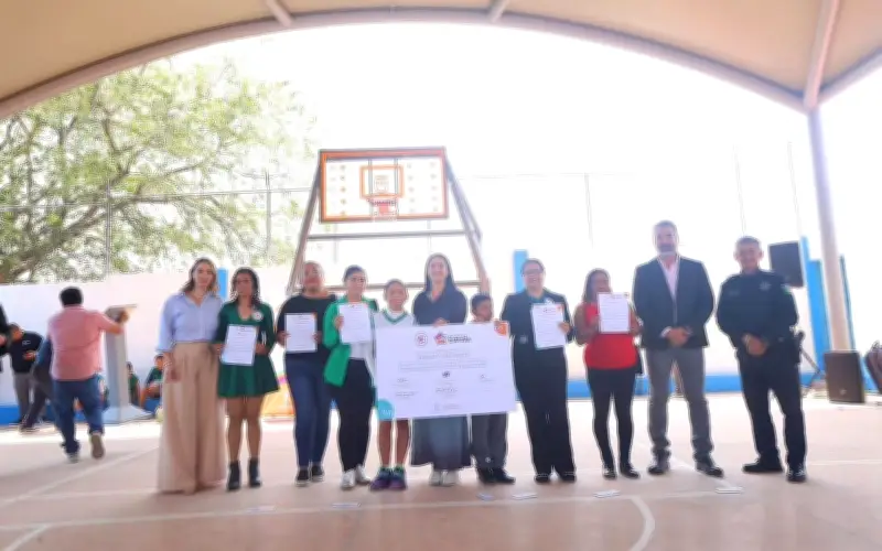 Zapopan inaugura 'Escuela con Estrella' en primaria Vicente Guerrero de Miramar