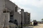 Albañil fallece tras caída de siete metros en obra de construcción en Monterrey