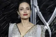 Angelina Jolie mantiene su vida sentimental en pausa tras el divorcio de Brad Pitt
