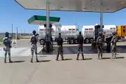Autoridades aseguran 78 mil litros de combustible en operativo en Chihuahua