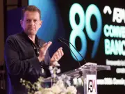 Banqueros alertan: guerra en Irán frenará recortes de tasas en México