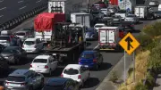 Bloqueo en carretera Texcoco-Lechería genera caos vial en Edomex este viernes