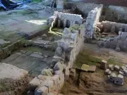 Braga desentierra su antiguo teatro romano con muros y colores originales