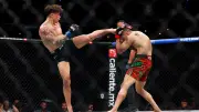 Brandon Moreno cae ante Lone'er Kavanagh en UFC México: derrota que frena su camino al título