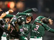 Bravas de León aplasta a Diablos Rojos Femenil en polémico partido con expulsión