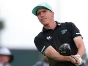 Carlos Ortiz pelea por Top 5 en LIV Golf Singapur mientras DeChambeau lidera