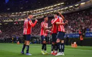 Chivas arrasa 5-0 a León y recupera el liderato del Clausura 2026