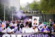 CNDH recibe tres quejas por presuntos abusos durante marcha del 8M en México