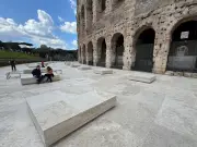 Coliseo Romano estrena polémico paseo de mármol que divide a expertos en patrimonio