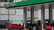 Conflicto en Medio Oriente amenaza suministro de gasolina y gas en México