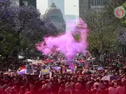 Día de las Mujeres: Más allá del cristalazo, hacia la igualdad real y el reconocimiento