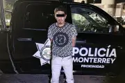 Detienen a hombre por agredir físicamente a su madre en incidente familiar